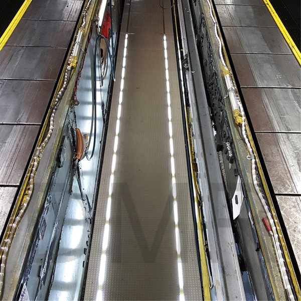 Tappeto Gioco Airport Con LED - 72x120cm, Con Piste E Aerei, Batteria Inclusa, Per Bambini - Foto 5