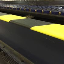 PROTEZIONE PER BORDI GIALLO NERO 25x121 cm - 3 pz