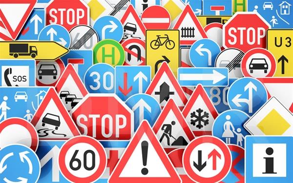 L’IMPORTANZA DELLA SEGNALETICA TEMPORANEA SUI CANTIERI STRADALI